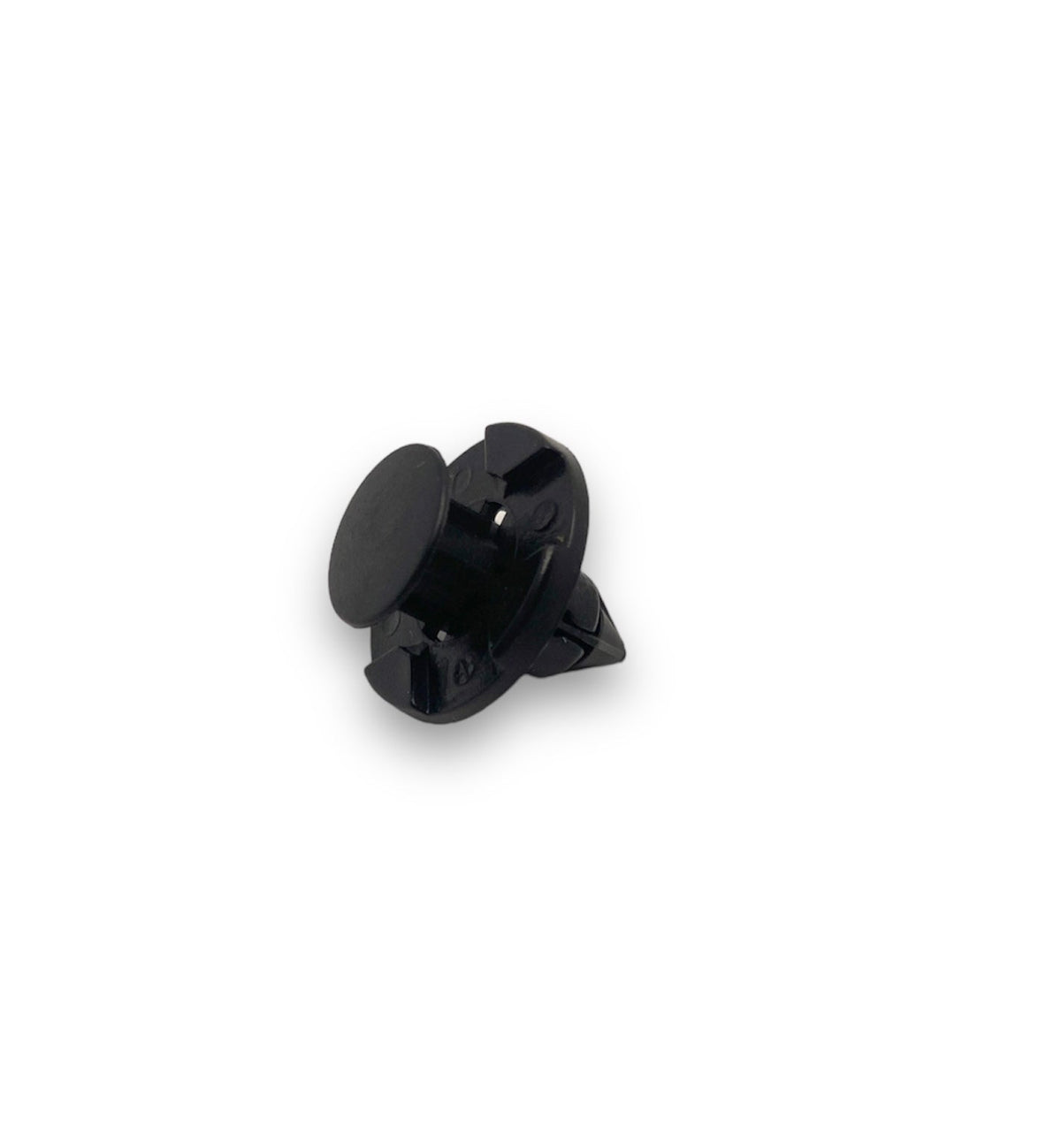20 x 13mm Nissan Push Type Retainer Black