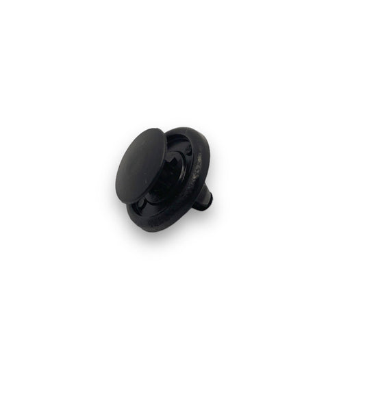 20 x 10mm Toyota Push Type Retainer Black