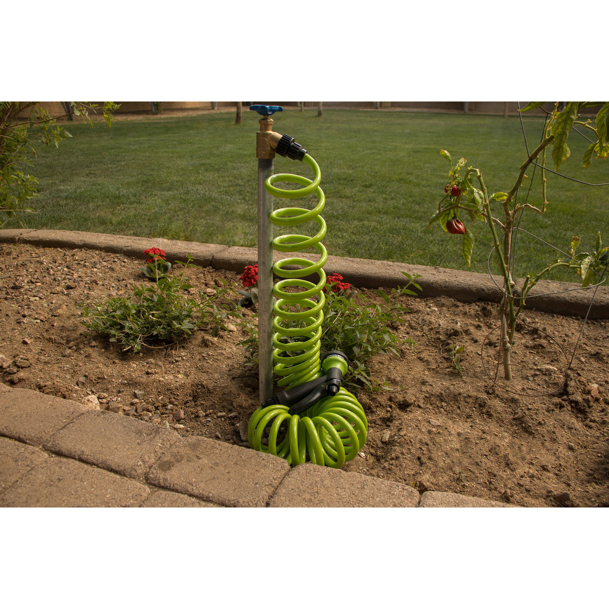 25' Green Coil Hose w/8-Pattern Plastic Nozzle 26380