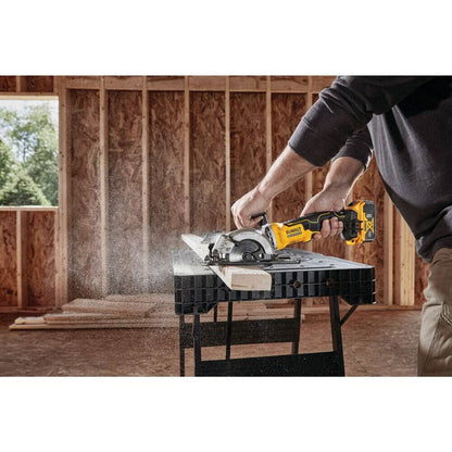 DEWALT DCS571P1 ATOMIC 20V MAX* Circular Saw Kit, 4-1/2-Inch