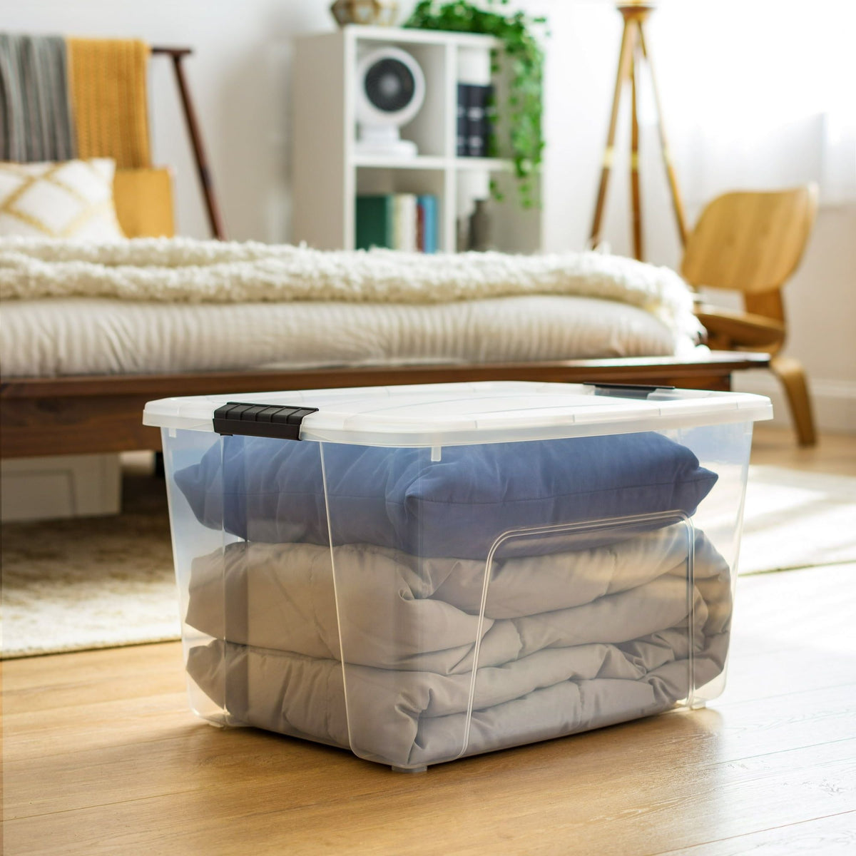 (2 pack)60 Qt. Plastic Storage Bins with Lids
